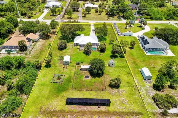 921 47th Avenue Ne, Naples, FL 34120