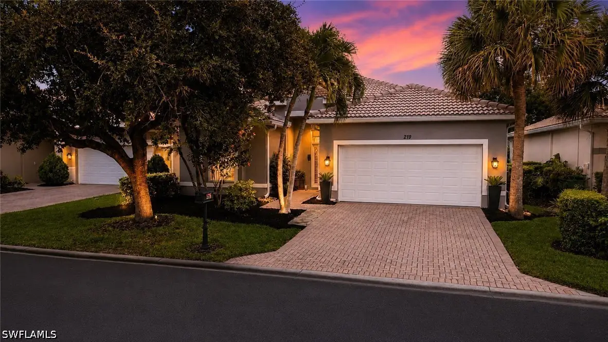219 Glen Eagle Circle, Naples, FL 34104 - #1