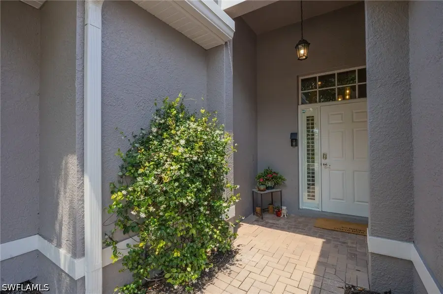 219 Glen Eagle Circle, Naples, FL 34104 - #2
