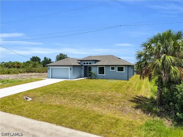 2714 63rd Street W, Lehigh Acres, FL 33971