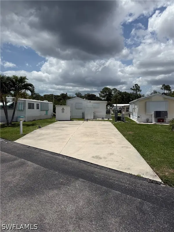 18 Jade Drive, Naples, FL 34114