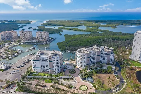 13675 Vanderbilt Drive #1105, Naples, FL 34110