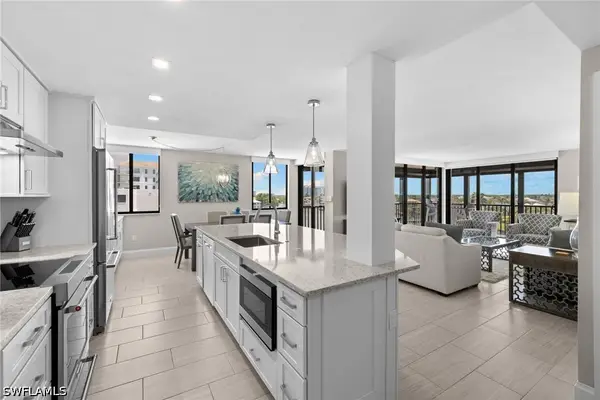 10482 Gulf Shore Drive #251, Naples, FL 34108