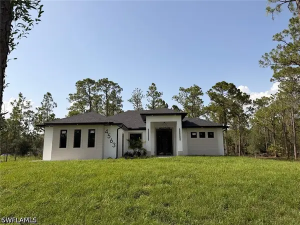 4563 45th Avenue Ne, Naples, FL 34120