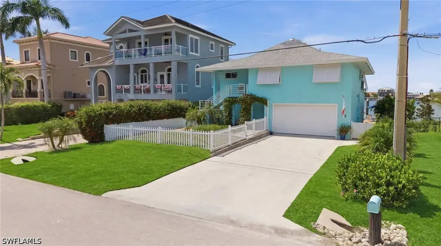 23 W Pelican Street, Naples, FL 34113 - #2