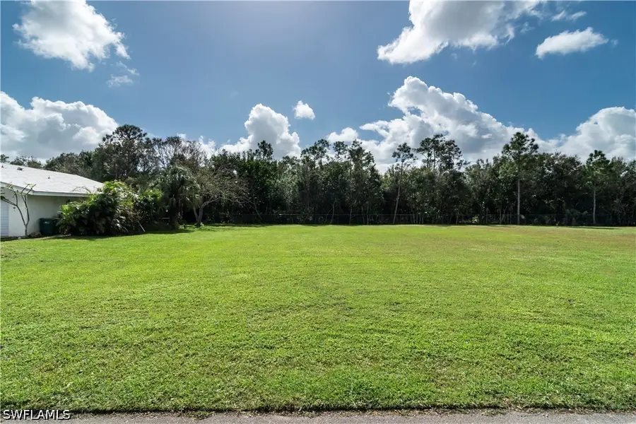 4085 Skyway Dr Lot#33, Naples, FL 34112-2922 - #2