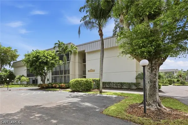 788 Park Shore Drive #H39, Naples, FL 34103