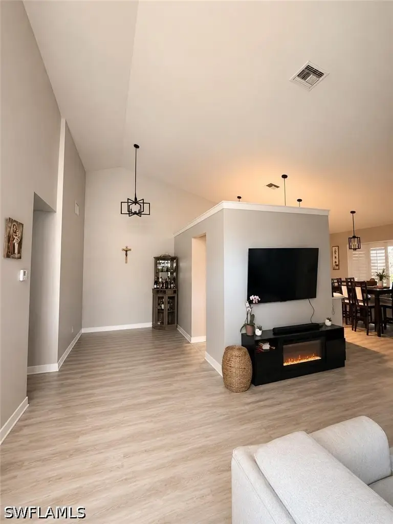 113 Bristol Lane #C7, Naples, FL 34112 - #3