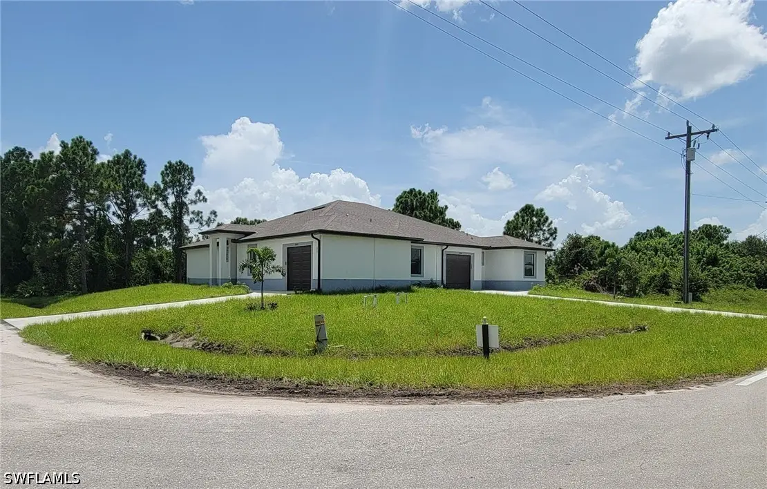884-886 Milwaukee Boulevard, Lehigh Acres, FL 33974 - #1