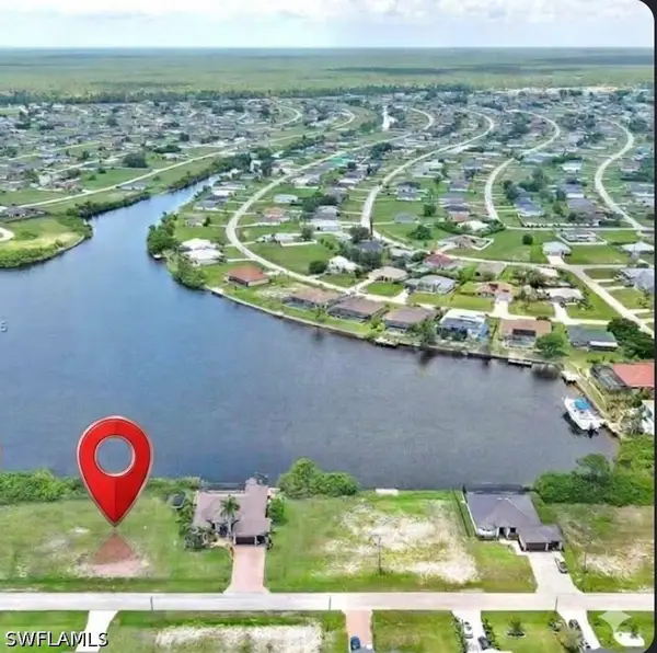 409 NW 24th Terrace, Cape Coral, FL 33993