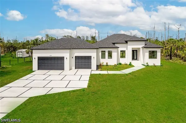 2633 22nd Avenue Se, Naples, FL 34117