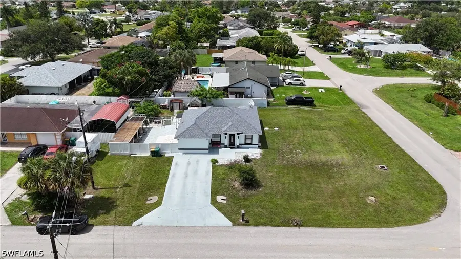 5225 23rd Avenue Sw, Naples, FL 34116 - #2
