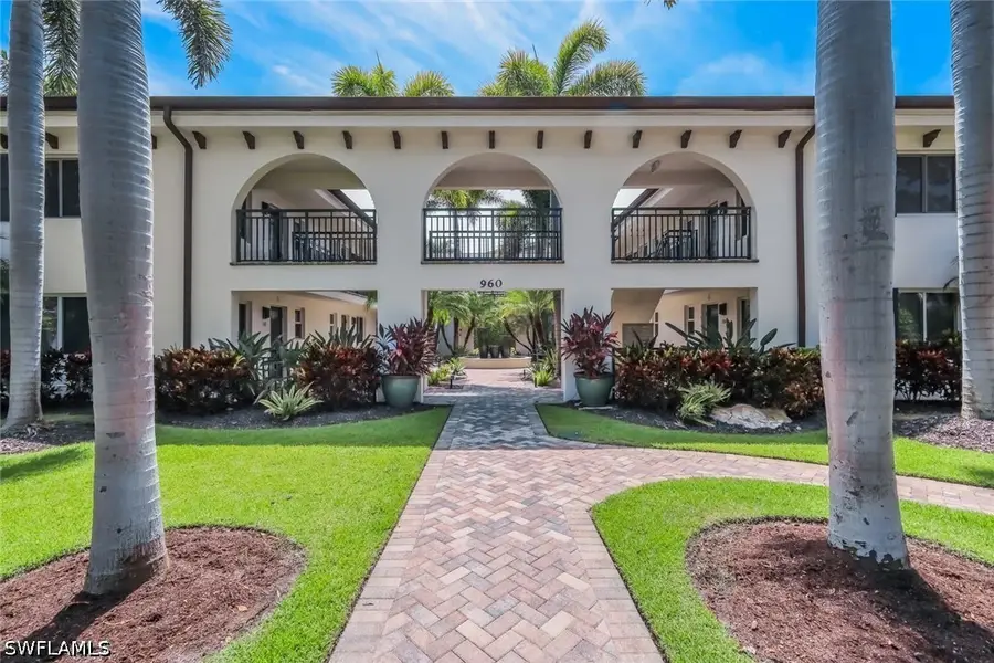 960 7th Street S #105, Naples, FL 34102 - #3
