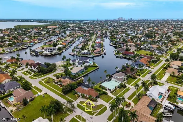 190 Dan River Court, Marco Island, FL 34145