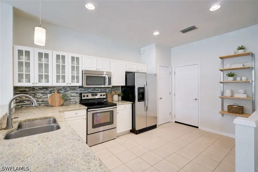 904 Hampton Circle, Naples, FL 34105 - #2