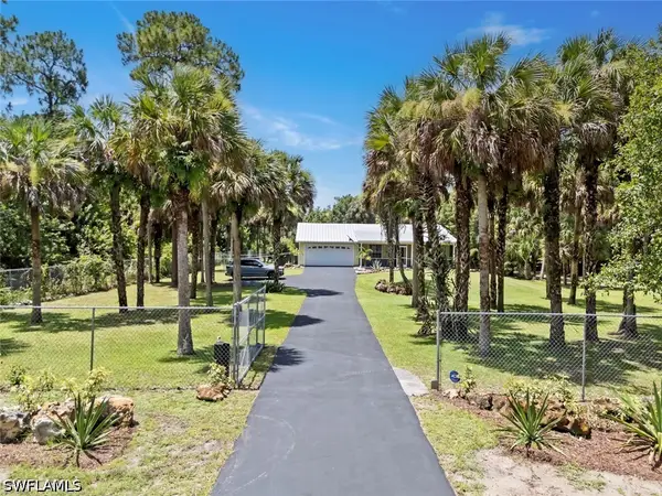 1340 14th Avenue Ne, Naples, FL 34120