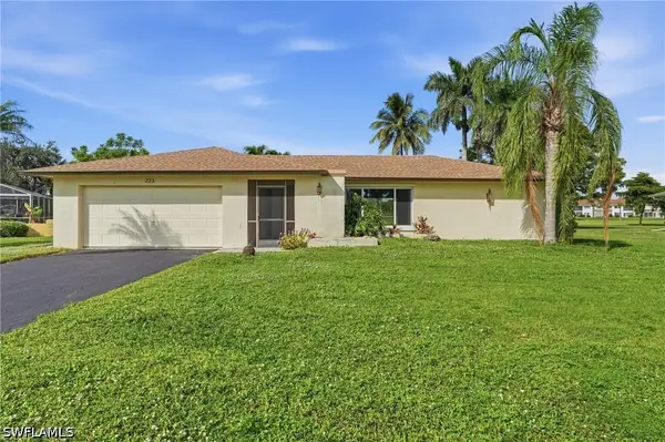 223 Pine Valley Circle, Naples, FL 34113