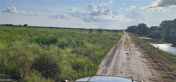 6875 7th Road, Labelle, FL 33935