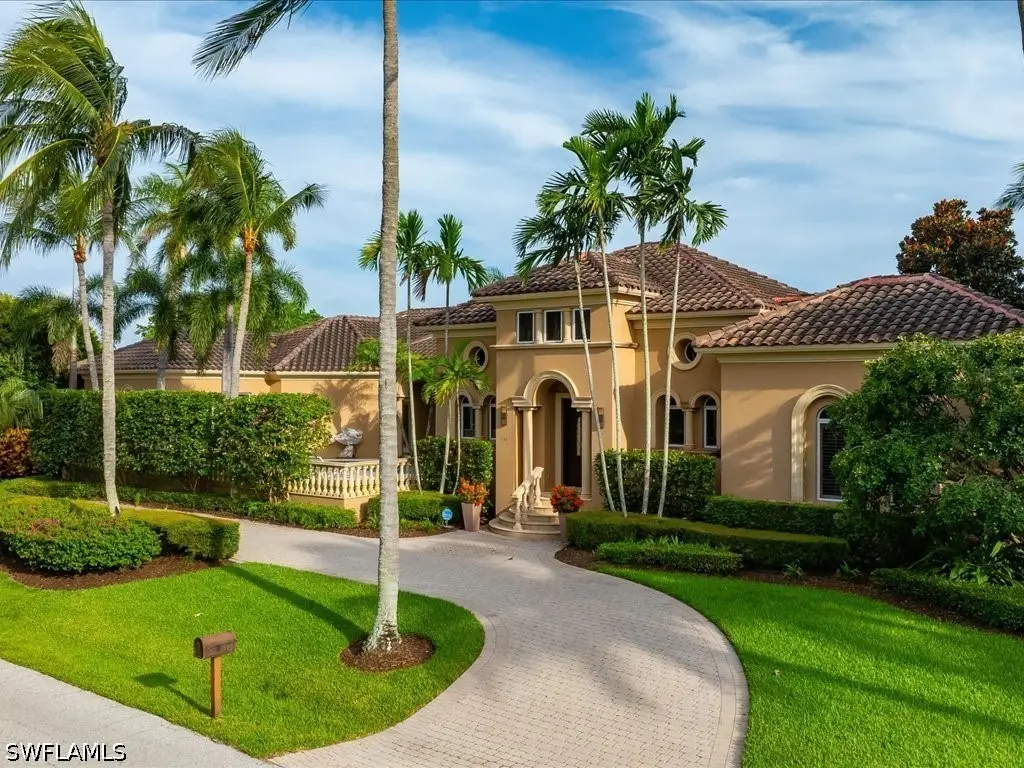550 21st Avenue S, Naples, FL 34102 - #1