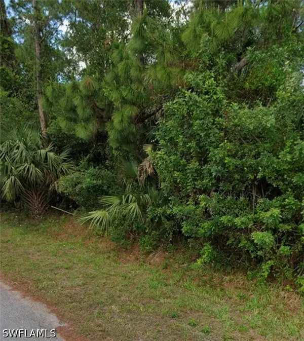 14 Robert Avenue, Lehigh Acres, FL 33936
