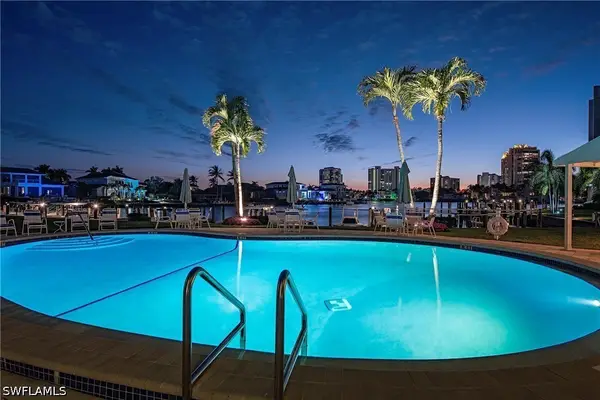 400 Park Shore Drive #303, Naples, FL 34103