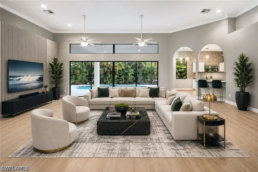 5761 Waxmyrtle Way, Naples, FL 34109 - #3