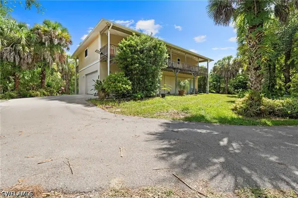 875 20th Street Ne, Naples, FL 34120