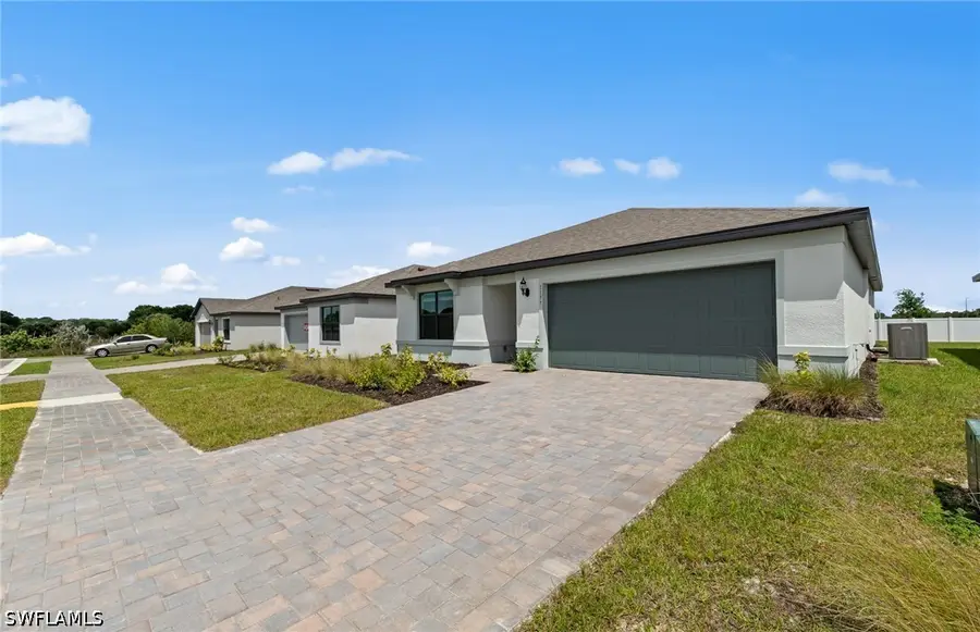 1007 Caloosa Breeze Drive, Labelle, FL 33935 - #3