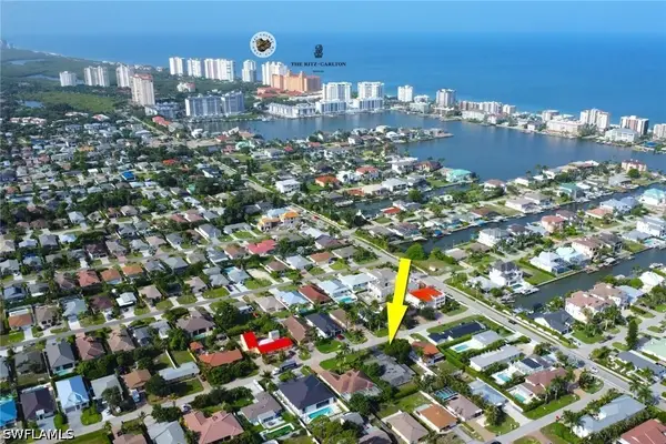 517 100th Avenue N, Naples, FL 34108