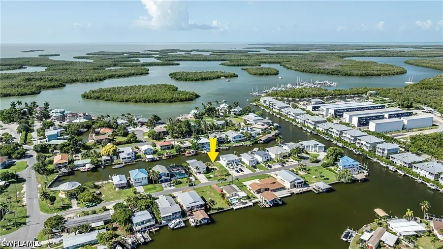 574 Coconut Avenue S, Goodland, FL 34140 - #2