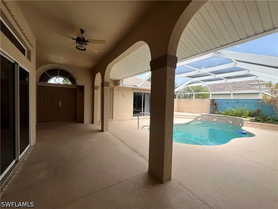 932 SW 4th Avenue, Cape Coral, FL 33991 - #3