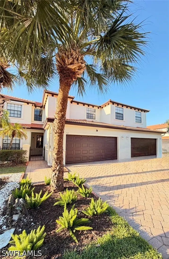 7317 Bristol Circle, Naples, FL 34120 - #2