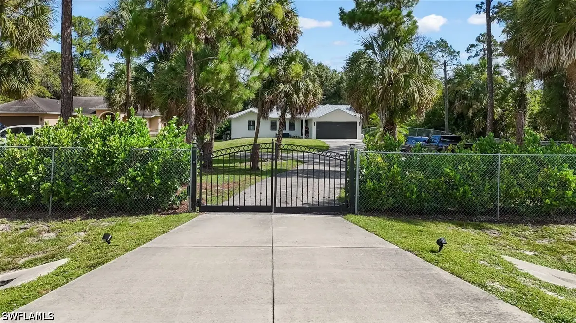 1871 Golden Gate Boulevard E, Naples, FL 34120 - #1