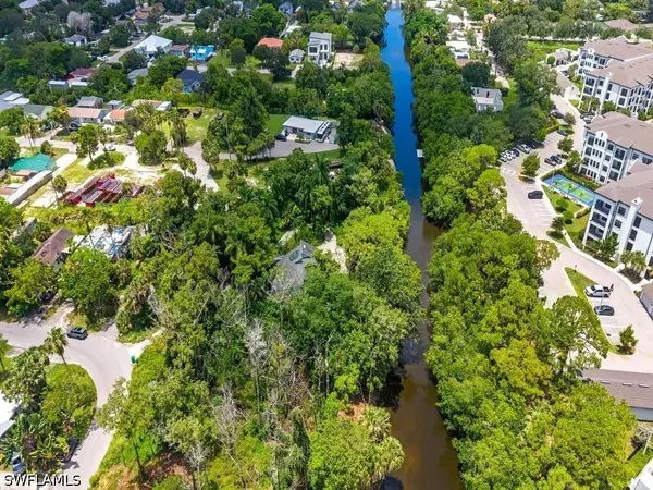 3400 Okeechobee Street, Naples, FL 34112