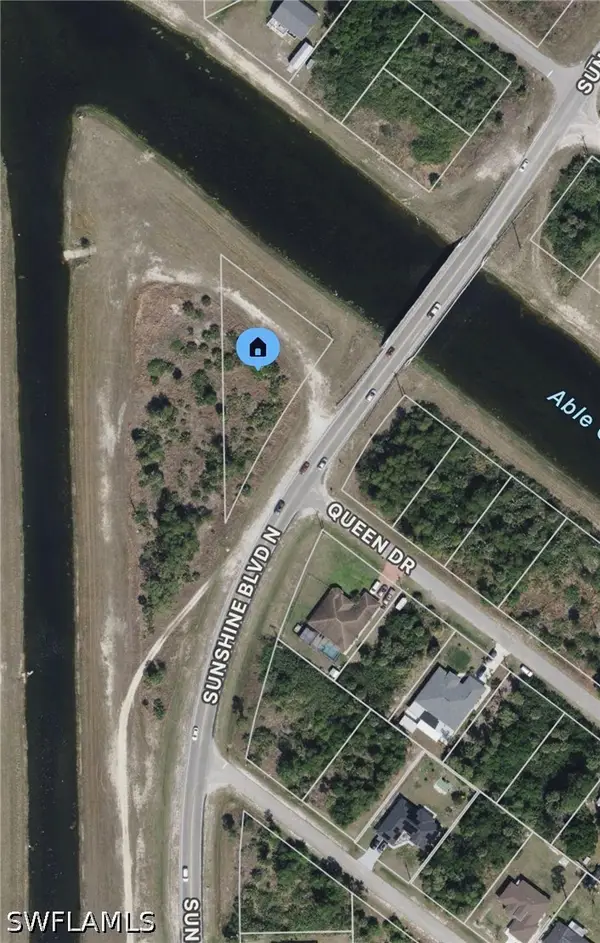 2807 Sunshine Boulevard N, Lehigh Acres, FL 33971