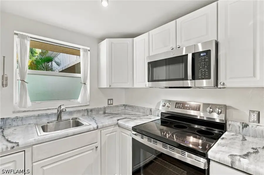 4290 Gulfstream Drive #5, Naples, FL 34112 - #2