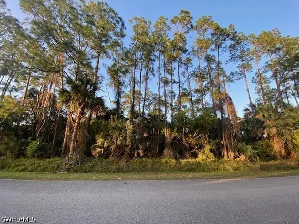 14 Avenue Se, Naples, FL 34117