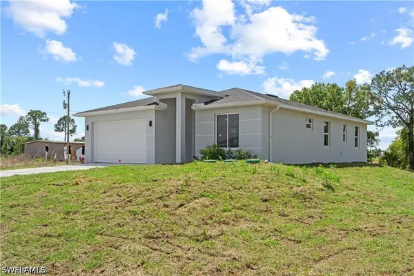 842 Naples Avenue S, Lehigh Acres, FL 33974