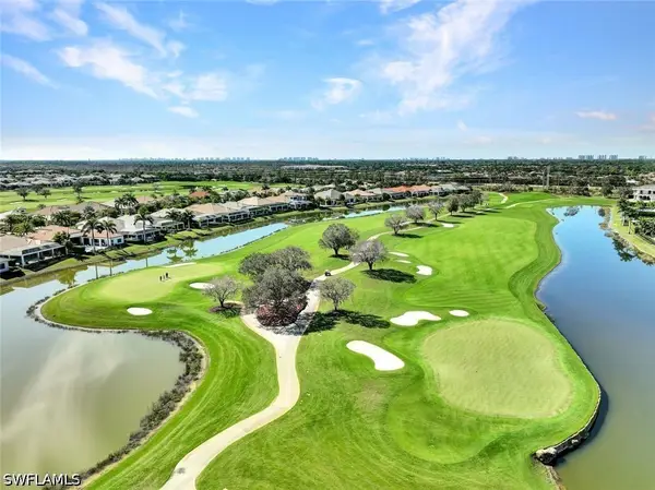 16374 Viansa Way #301, Naples, FL 34110