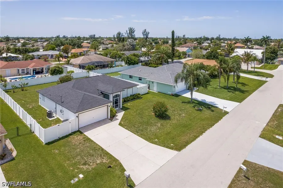 610 SE 21st Lane, Cape Coral, FL 33990 - #2