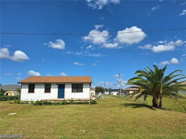 3820 20th Street W, Lehigh Acres, FL 33971