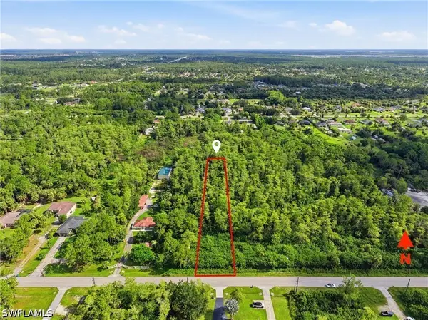 18th Avenue Ne, Naples, FL 34120