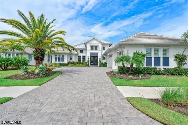 8904 Nevis Way, Naples, FL 34112