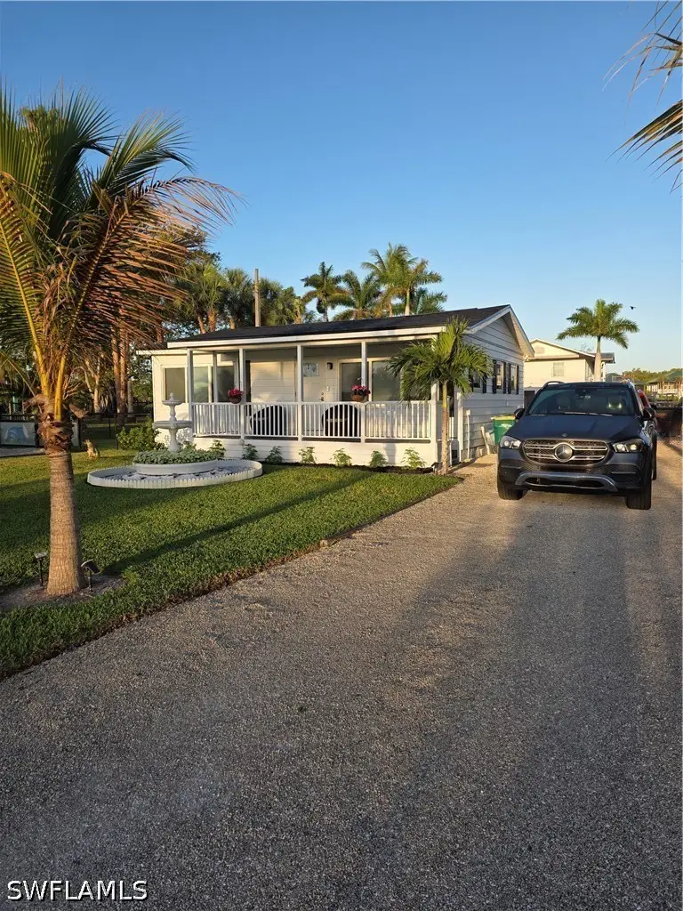 313 Copeland Avenue N, Everglades City, FL 34139 - #3
