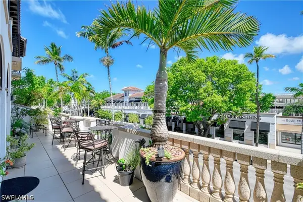 780 5th Avenue S #203, Naples, FL 34102