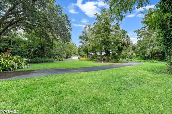 5247 Cherry Wood Drive, Naples, FL 34119