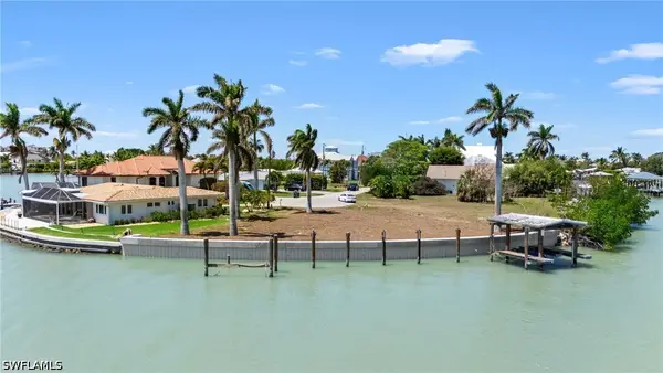 159 Tahiti Street, Naples, FL 34113