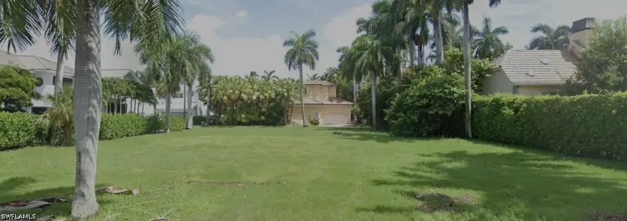 133 7th Avenue S, Naples, FL 34102 - #2