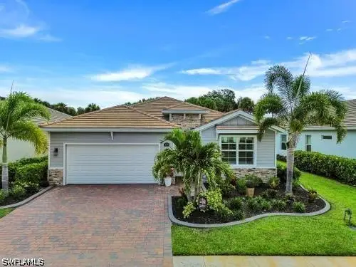 426 Tamarindo Lane, Naples, FL 34114