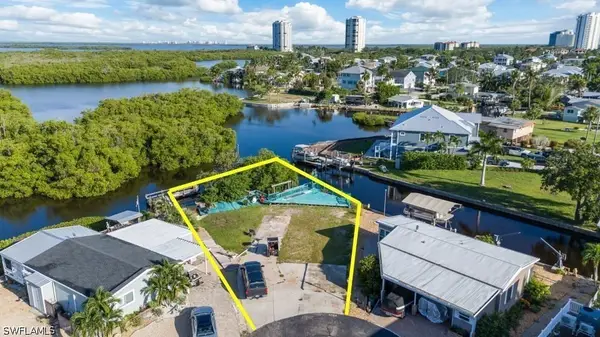 4785 Mali Court, Bonita Springs, FL 34134